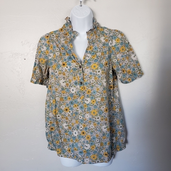 Mossimo Supply Small Half Sleeve Blouse Top Grey with Blue Yellow White Flowers - Picture 1 of 8